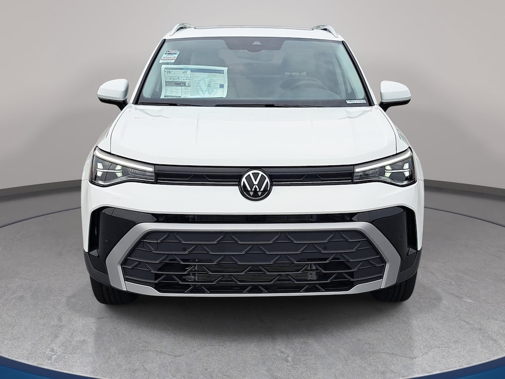 New 2026 Volkswagen Taos SE SE 4MOTION