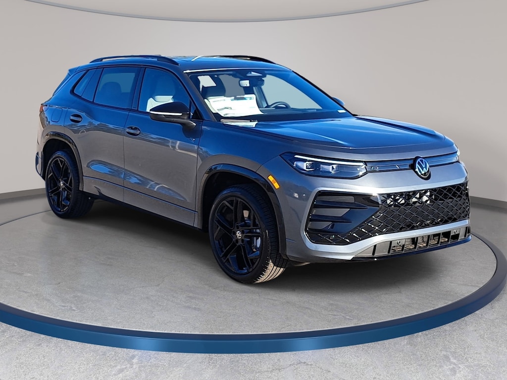 New 2026 Volkswagen Tiguan SE R-Line Black SUV
