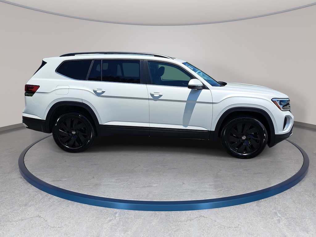 New 2026 Volkswagen Atlas SE w/Technology SUV