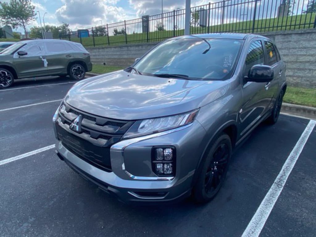 Used 2025 Mitsubishi Outlander Sport 2.0 LE SUV