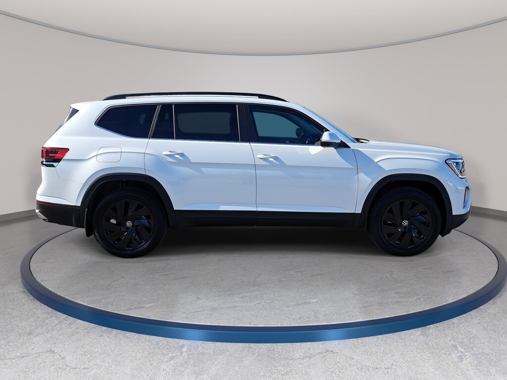 New 2026 Volkswagen Atlas SE w/Technology SUV