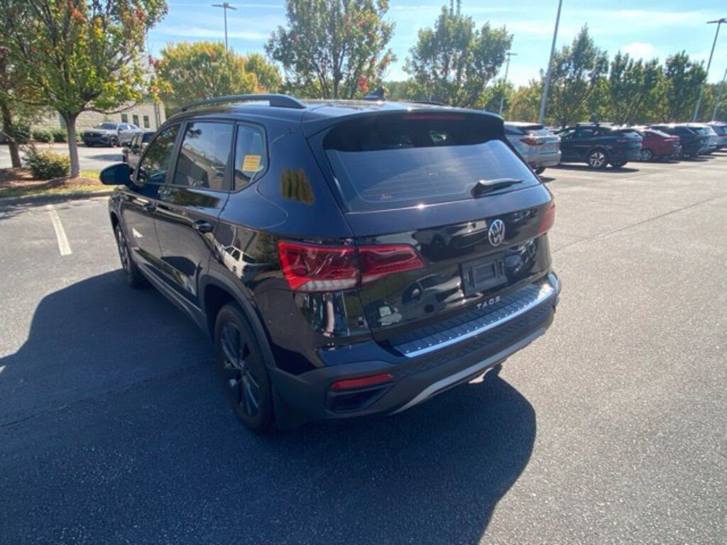 Used 2023 Volkswagen Taos 1.5T S SUV