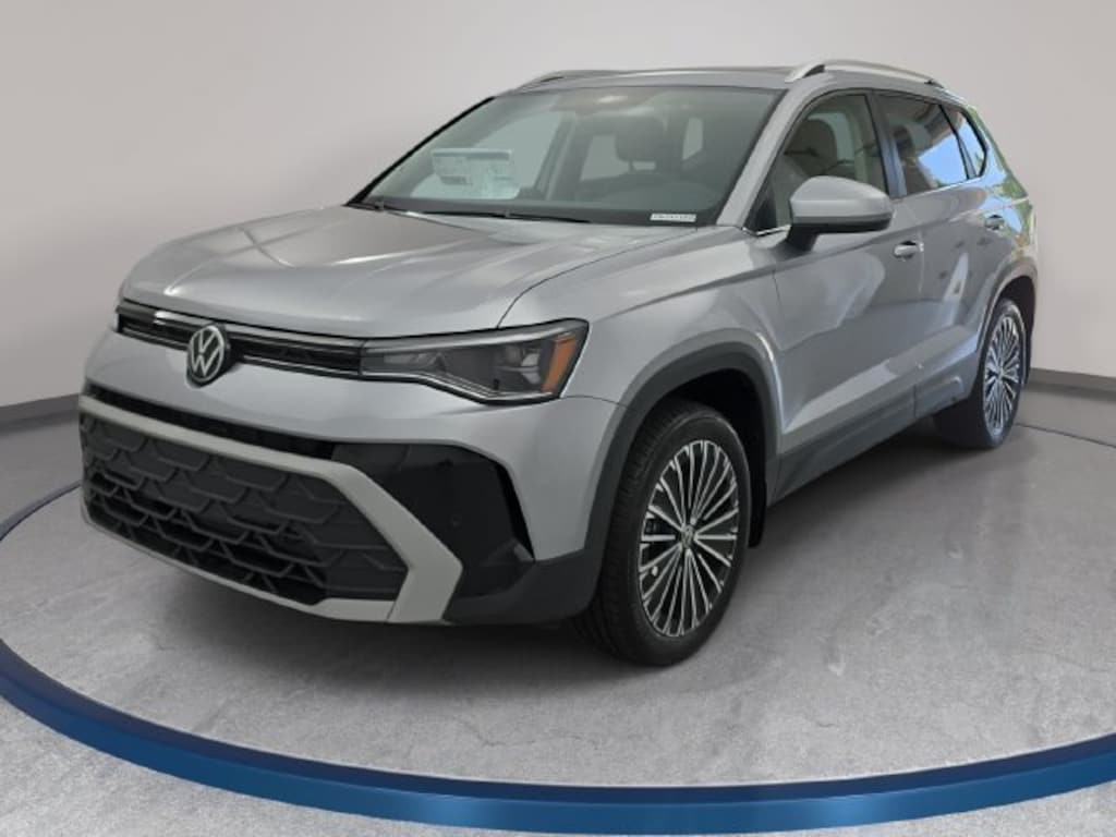 Used 2025 Volkswagen Taos 1.5T SE SUV