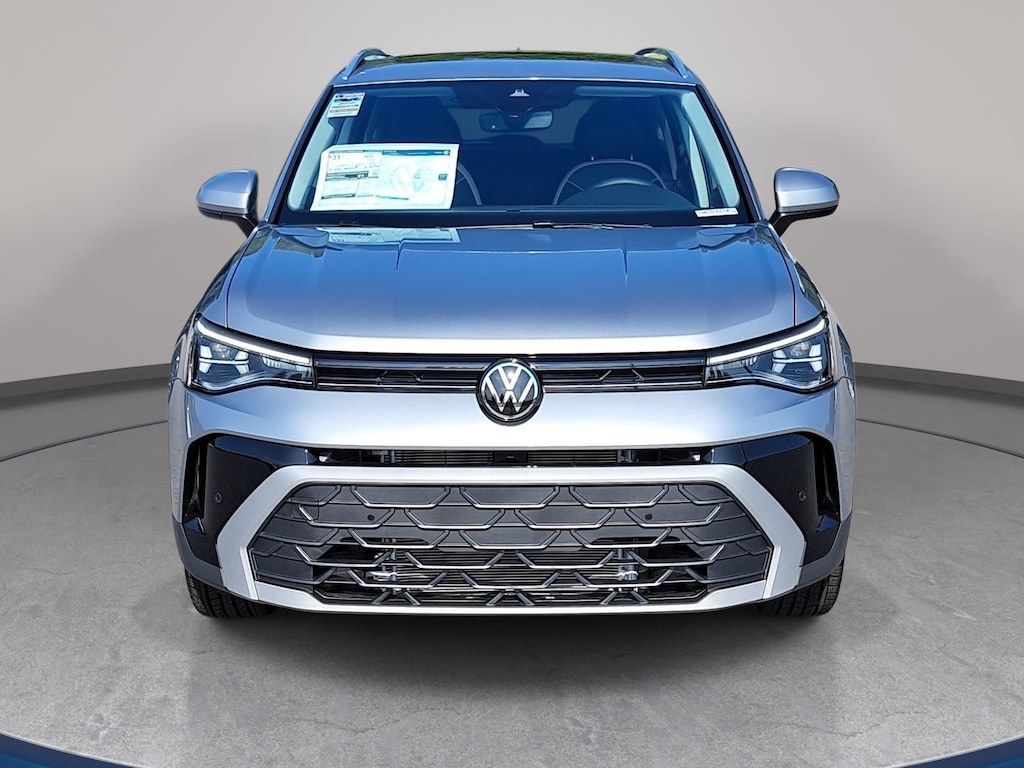 New 2026 Volkswagen Taos SE SE FWD