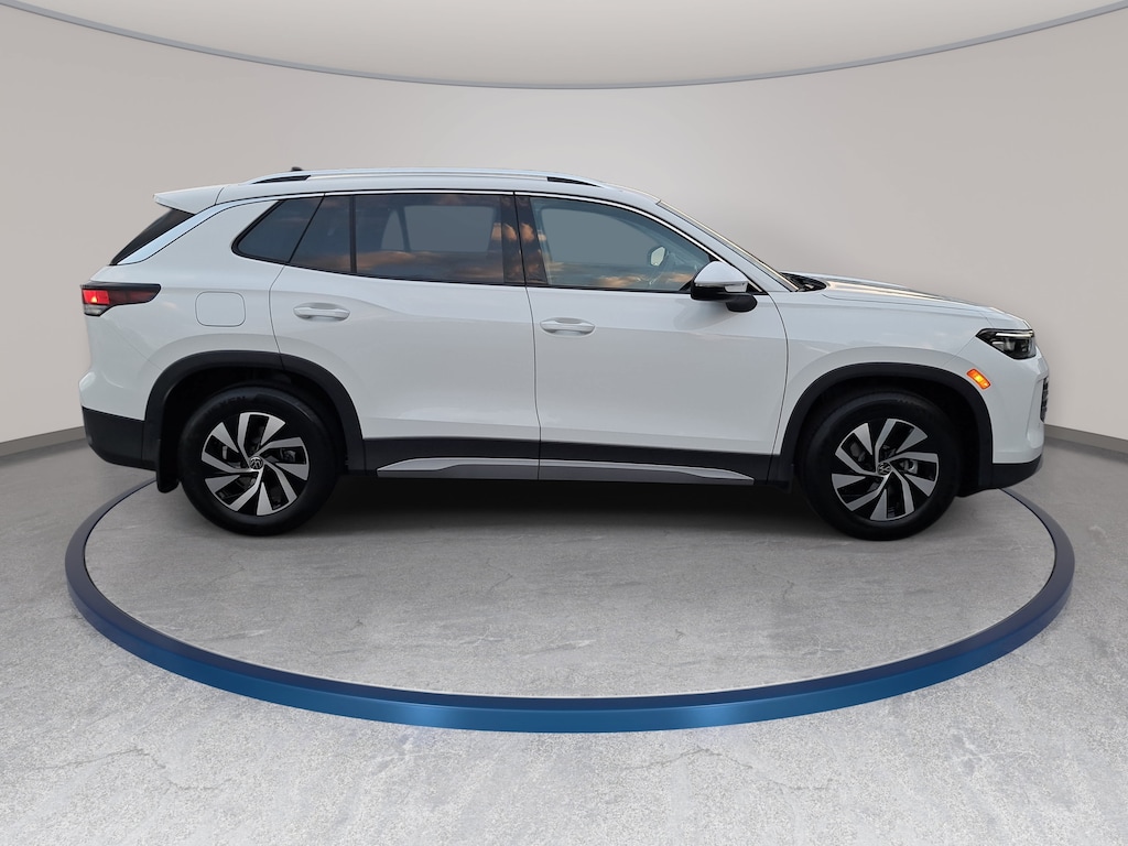 New 2026 Volkswagen Tiguan S SUV