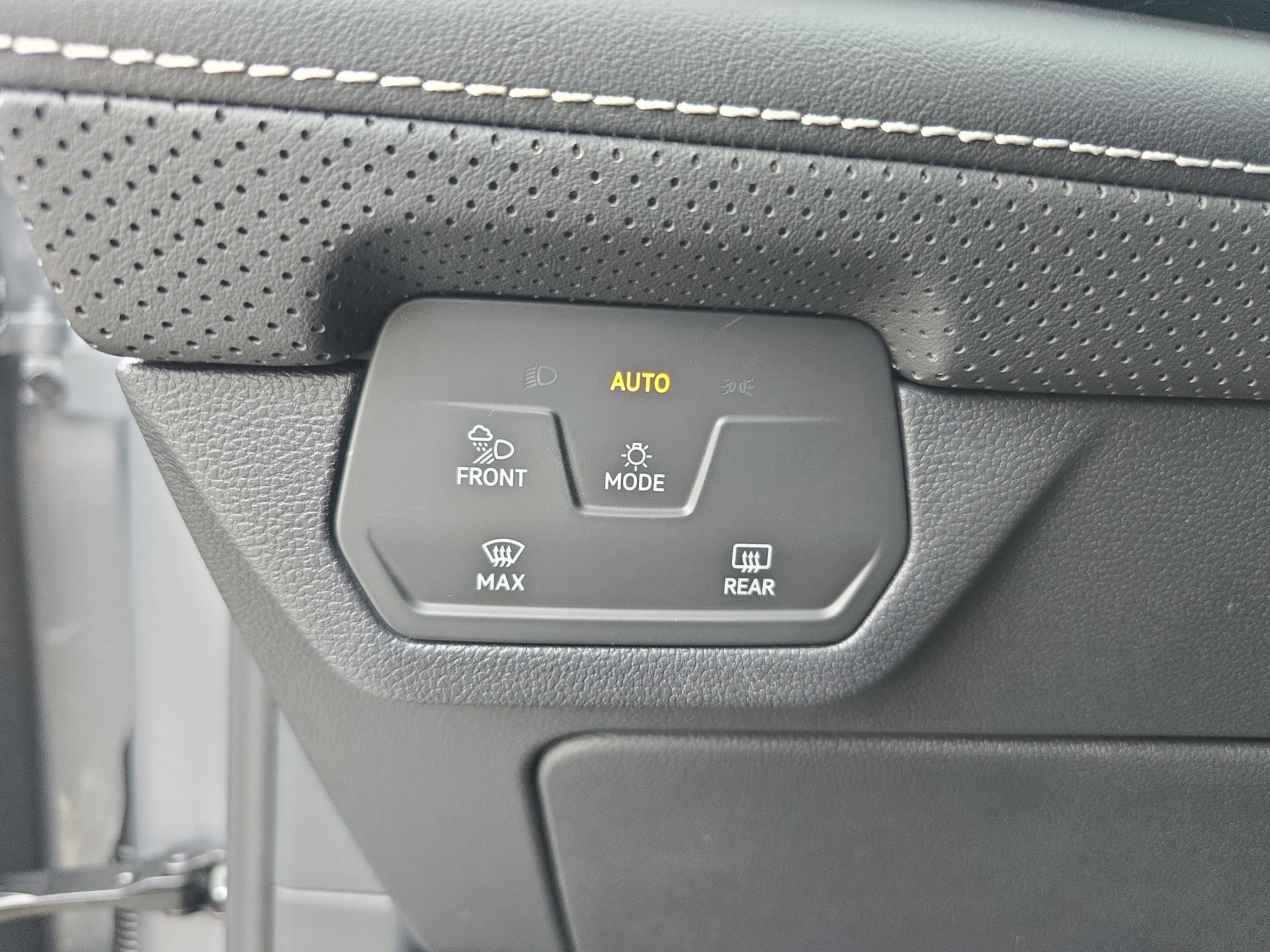 2026 Volkswagen Atlas SE w/Tech - Photo 27