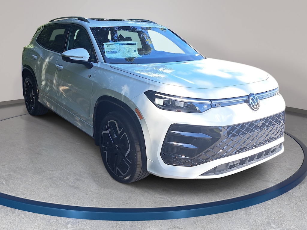 New 2026 Volkswagen Tiguan SEL R-Line Turbo SEL R-Line Turbo 4MOTION