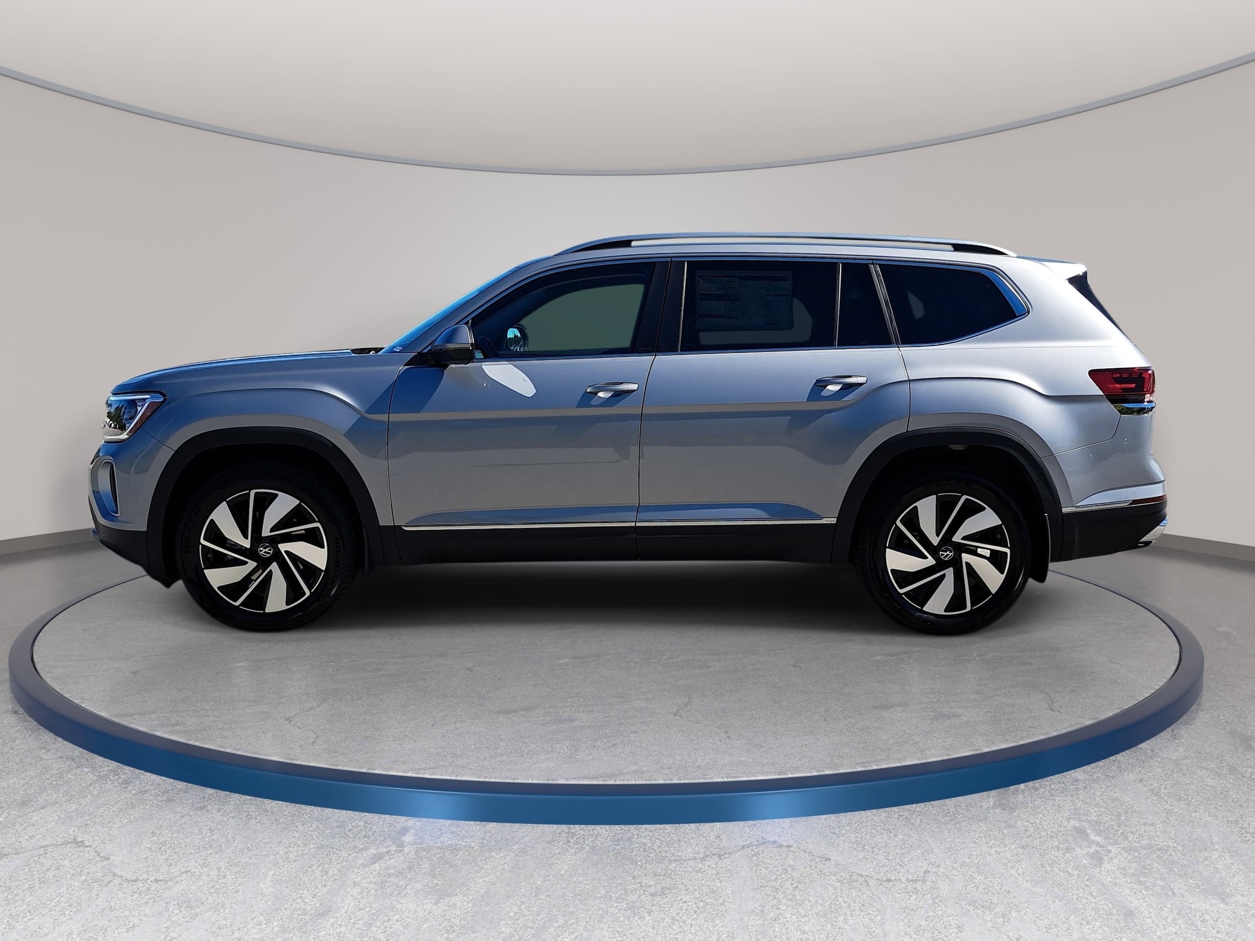 2026 Volkswagen Atlas SEL - Photo 8