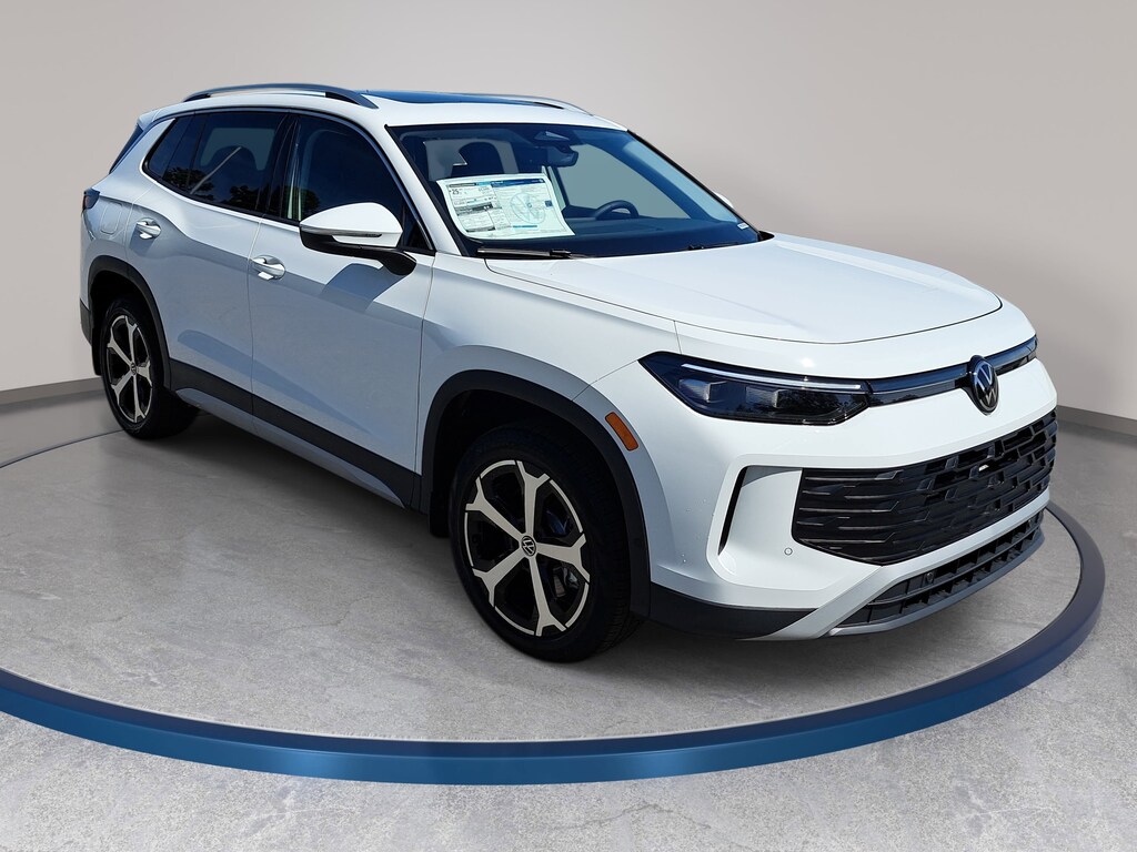 New 2026 Volkswagen Tiguan SE SUV
