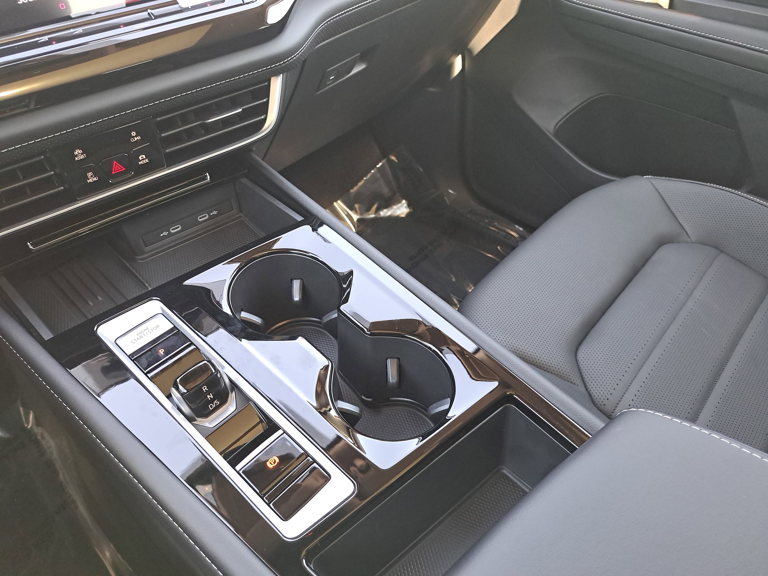 2026 Volkswagen Atlas SEL - Photo 26