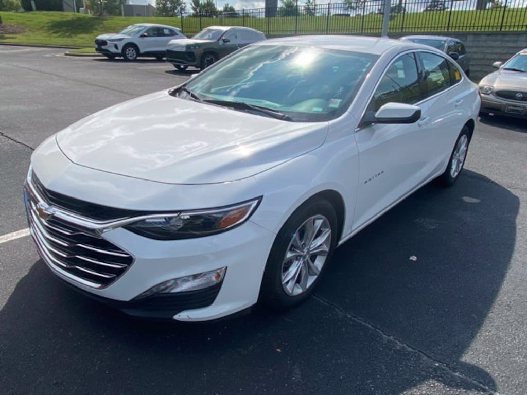 Used 2025 Chevrolet Malibu 1LT Sedan