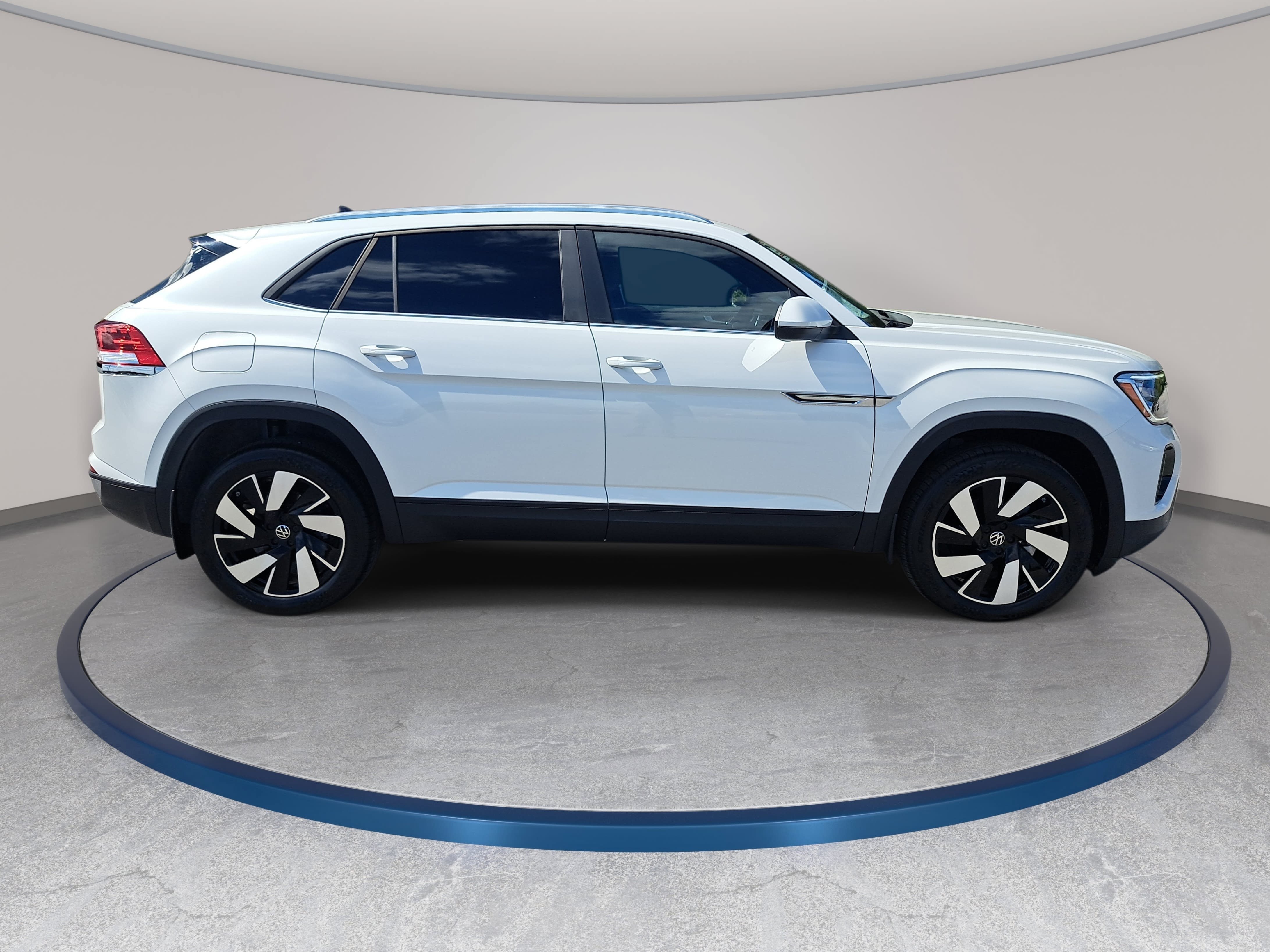 New 2026 Volkswagen Atlas Cross Sport 2.0T SE w/Technology 2.0T SE w/Technology 4MOTION