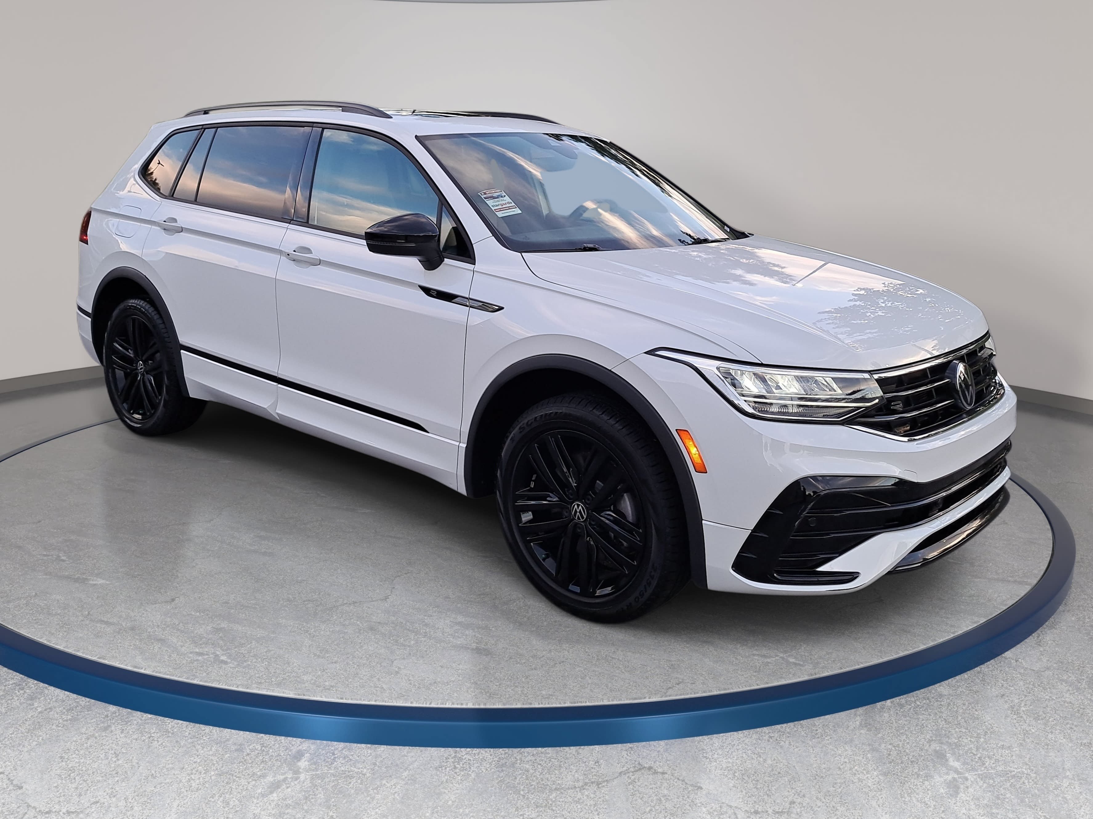 Certified 2022 Volkswagen Tiguan 2.0T SE R-Line Black SUV