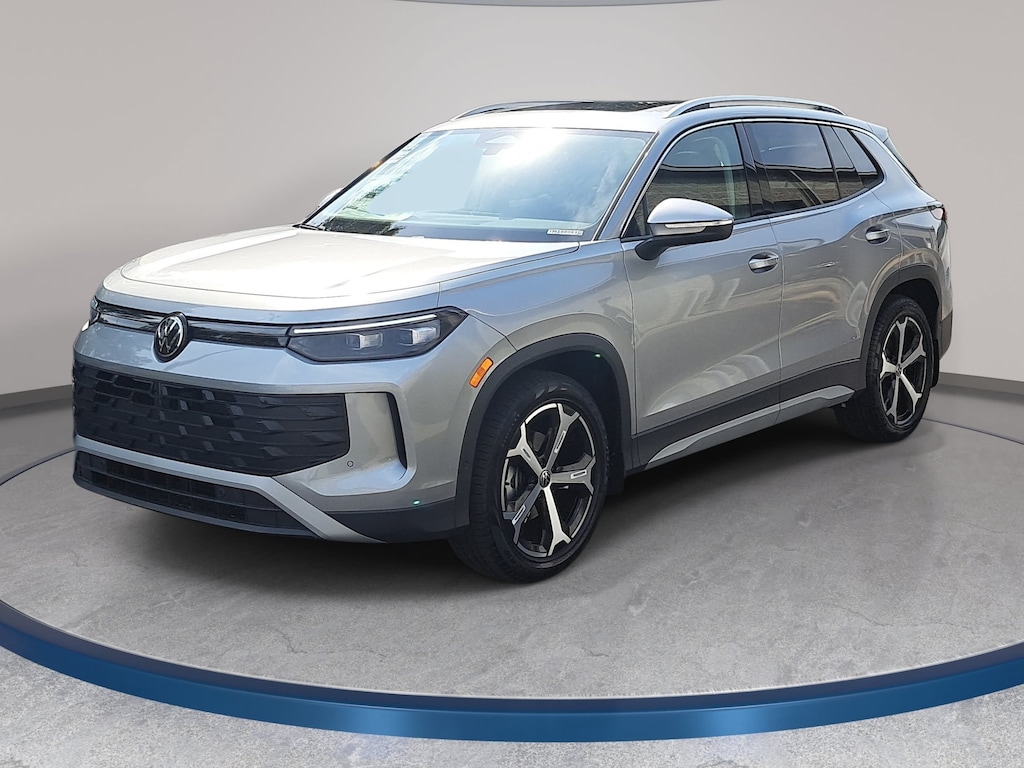New 2026 Volkswagen Tiguan SE SE FWD