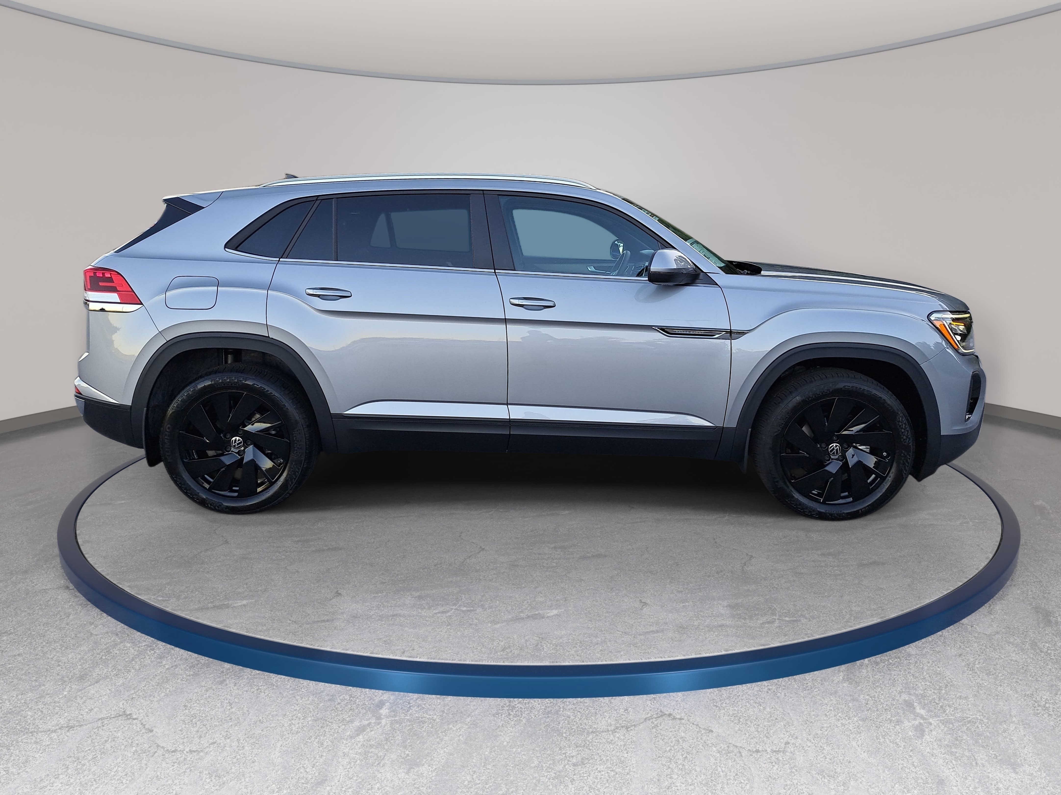 New 2026 Volkswagen Atlas Cross Sport 2.0T SE w/Technology 2.0T SE w/Technology 4MOTION