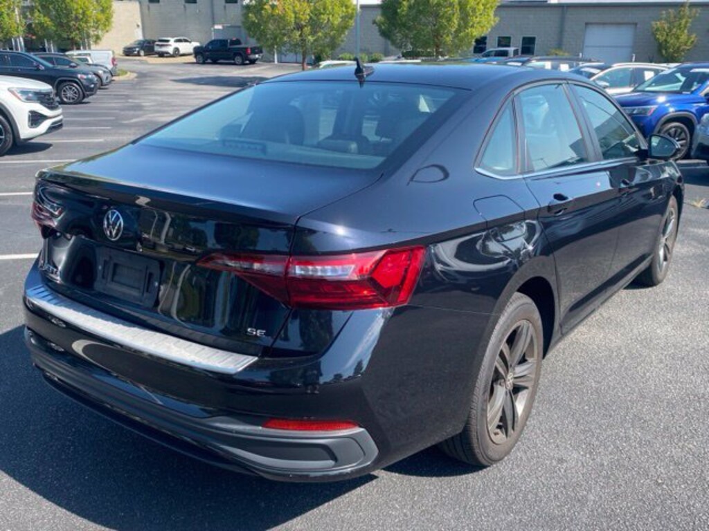Used 2023 Volkswagen Jetta 1.5T SE Sedan