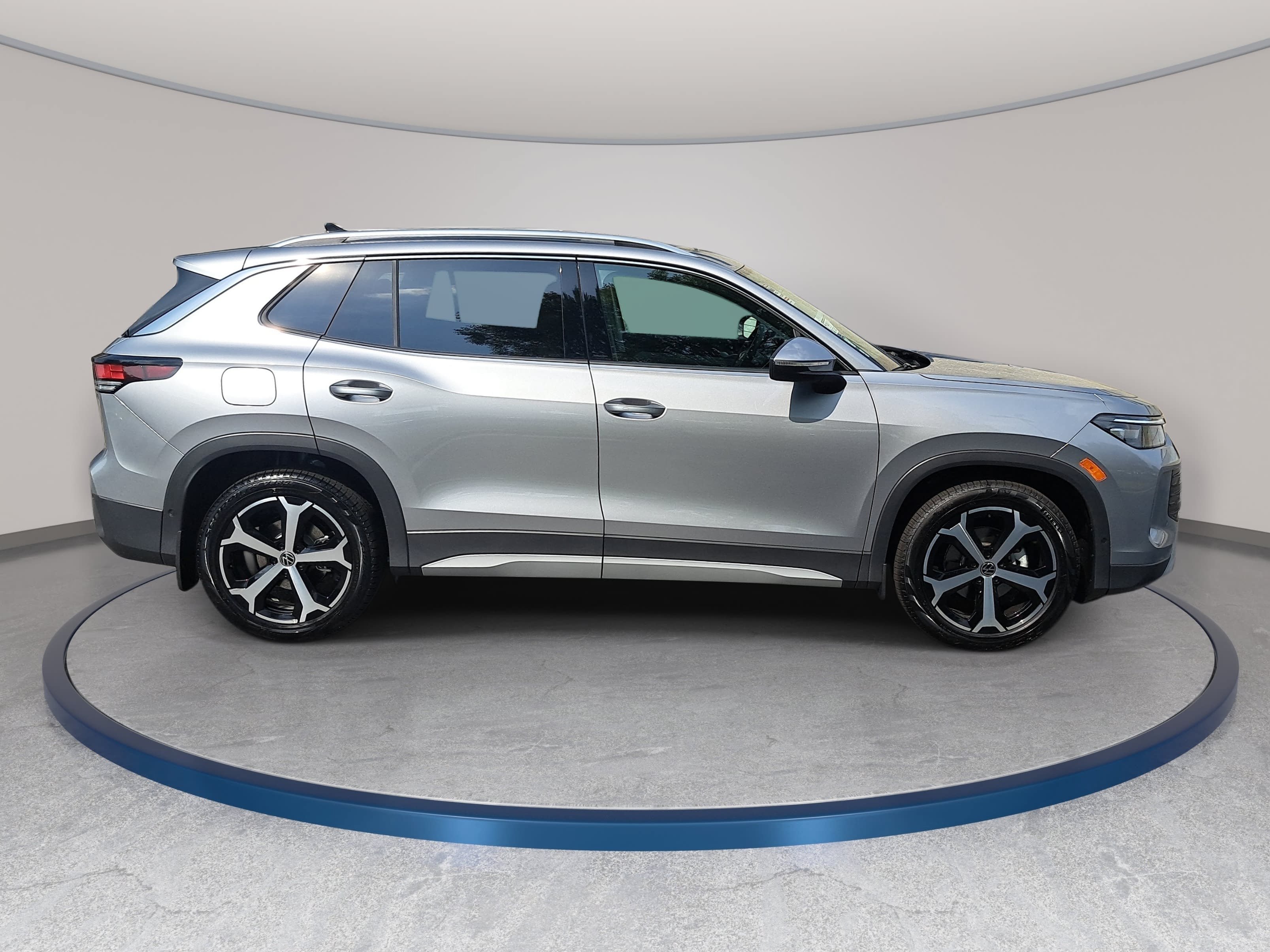 New 2026 Volkswagen Tiguan SE SE FWD