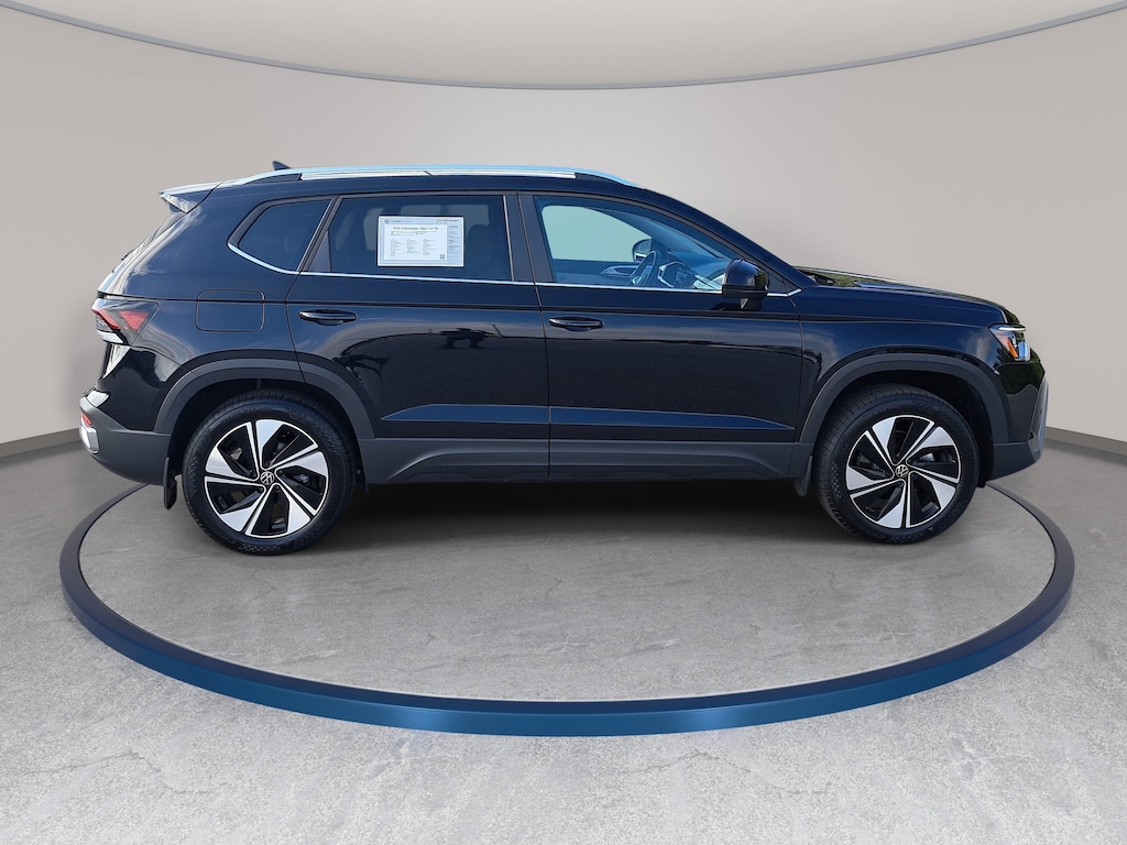 Certified 2026 Volkswagen Taos SE SE 4MOTION