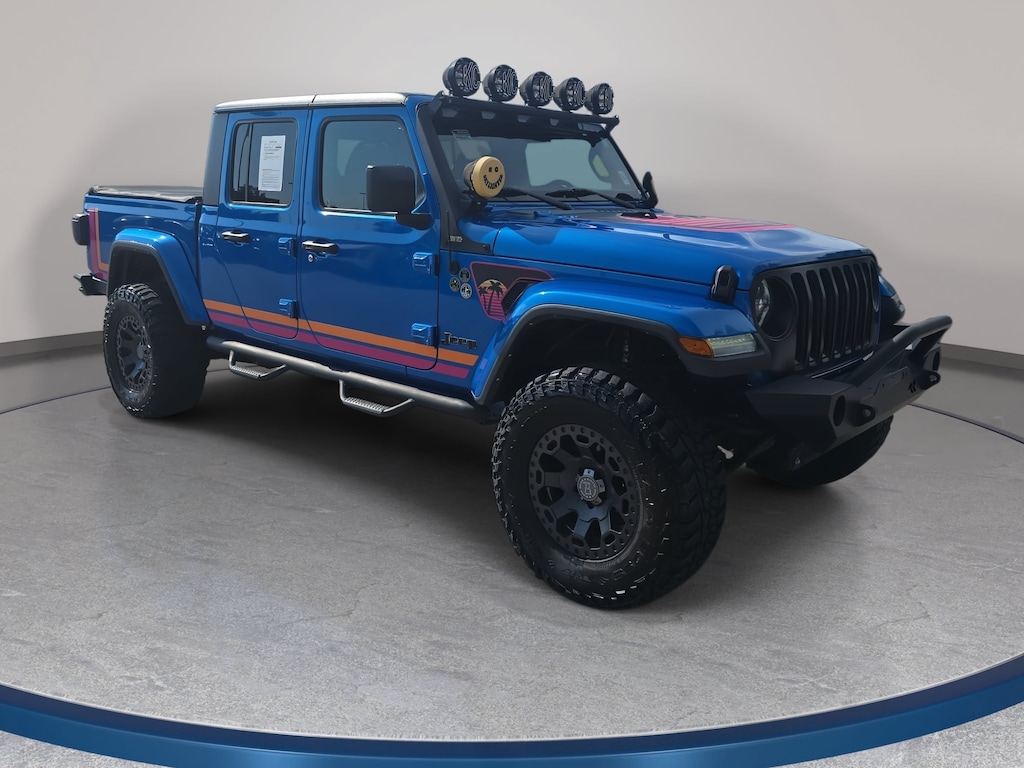 Used 2023 Jeep Gladiator Overland Truck Crew Cab