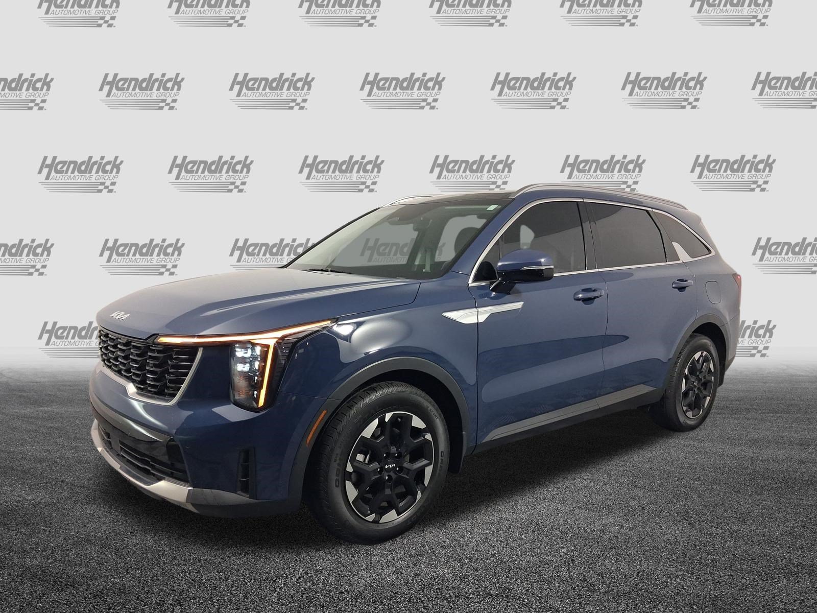 Used 2025 Kia Sorento S SUV