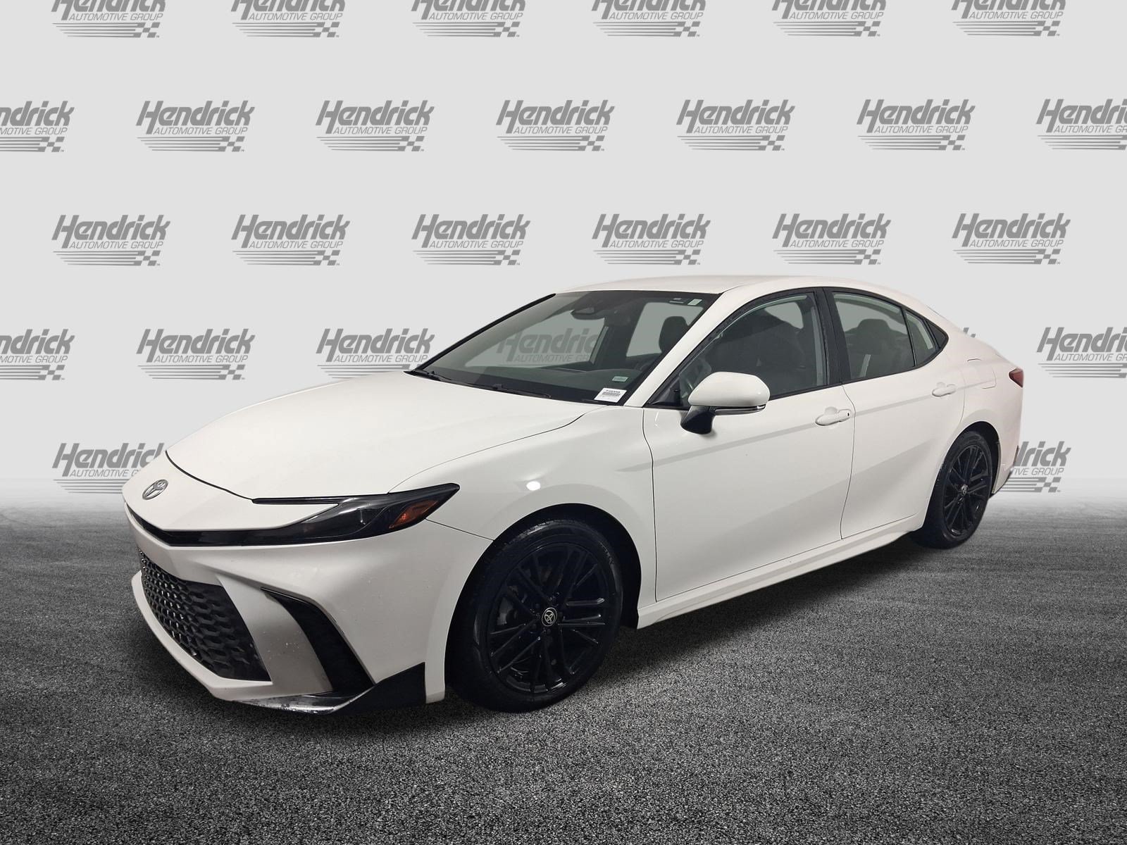 Used 2025 Toyota Camry SE Sedan