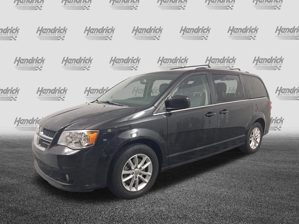 Used 2018 Dodge Grand Caravan SXT Minivan