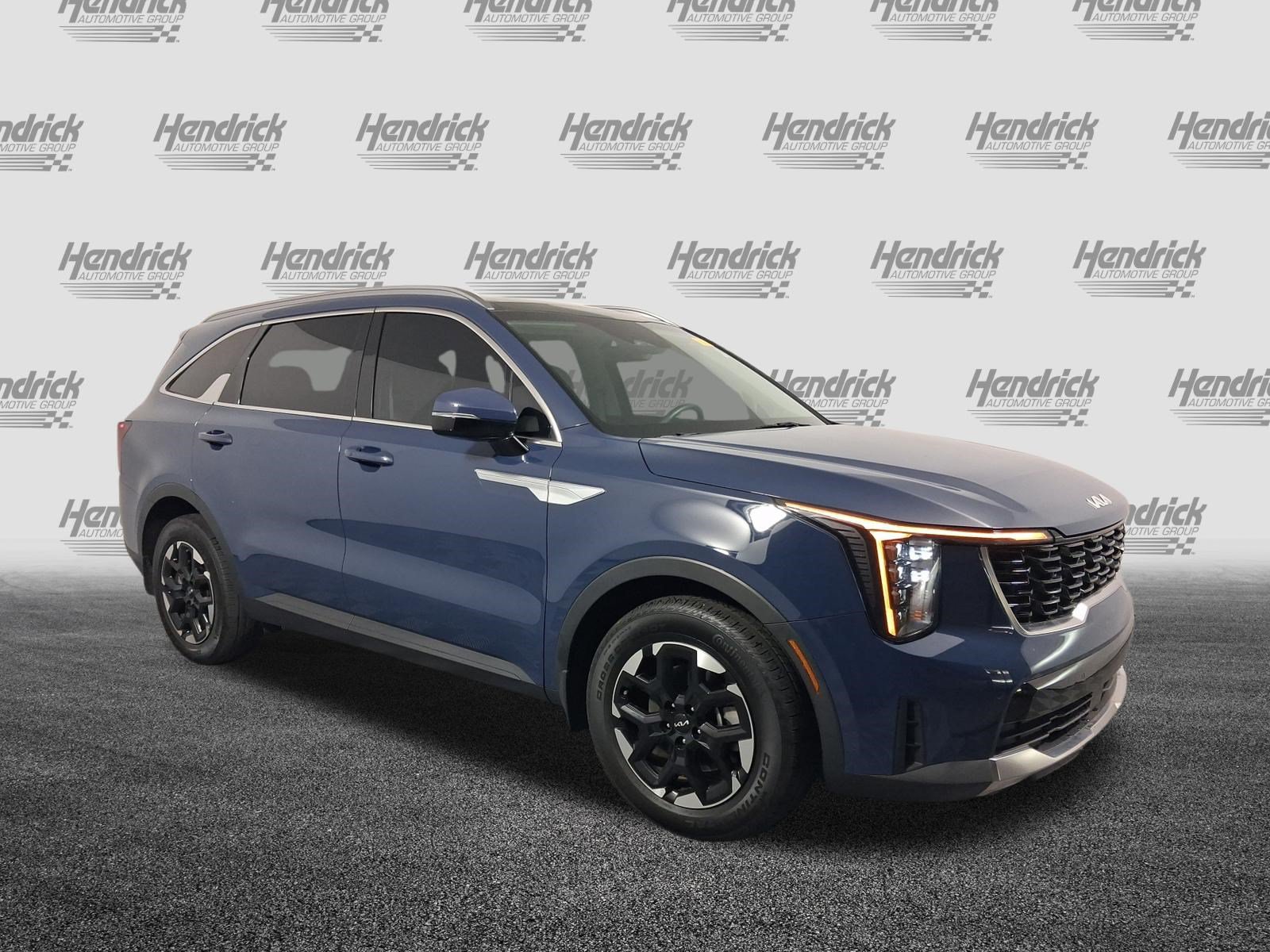 Used 2025 Kia Sorento S SUV