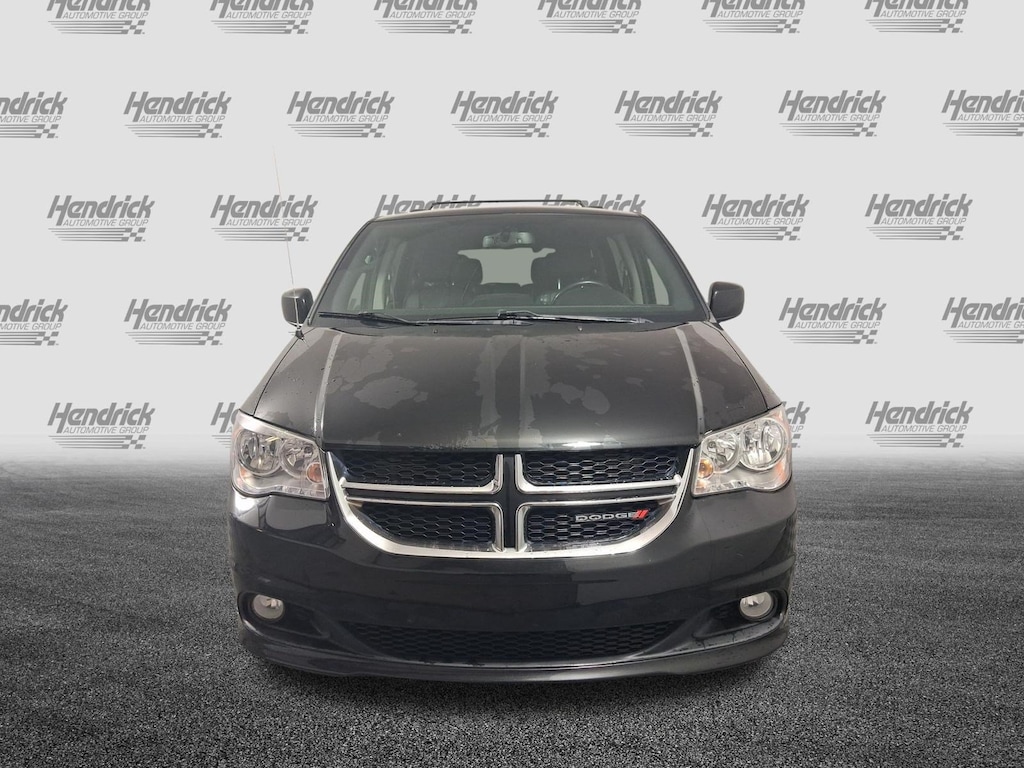 Used 2018 Dodge Grand Caravan SXT Minivan