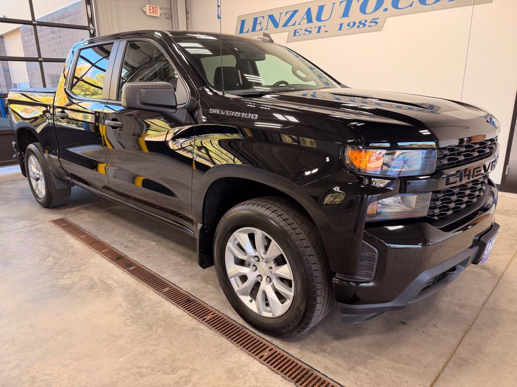 Used 2021 Chevrolet Silverado 1500 4x4 Crew Cab Custom Truck