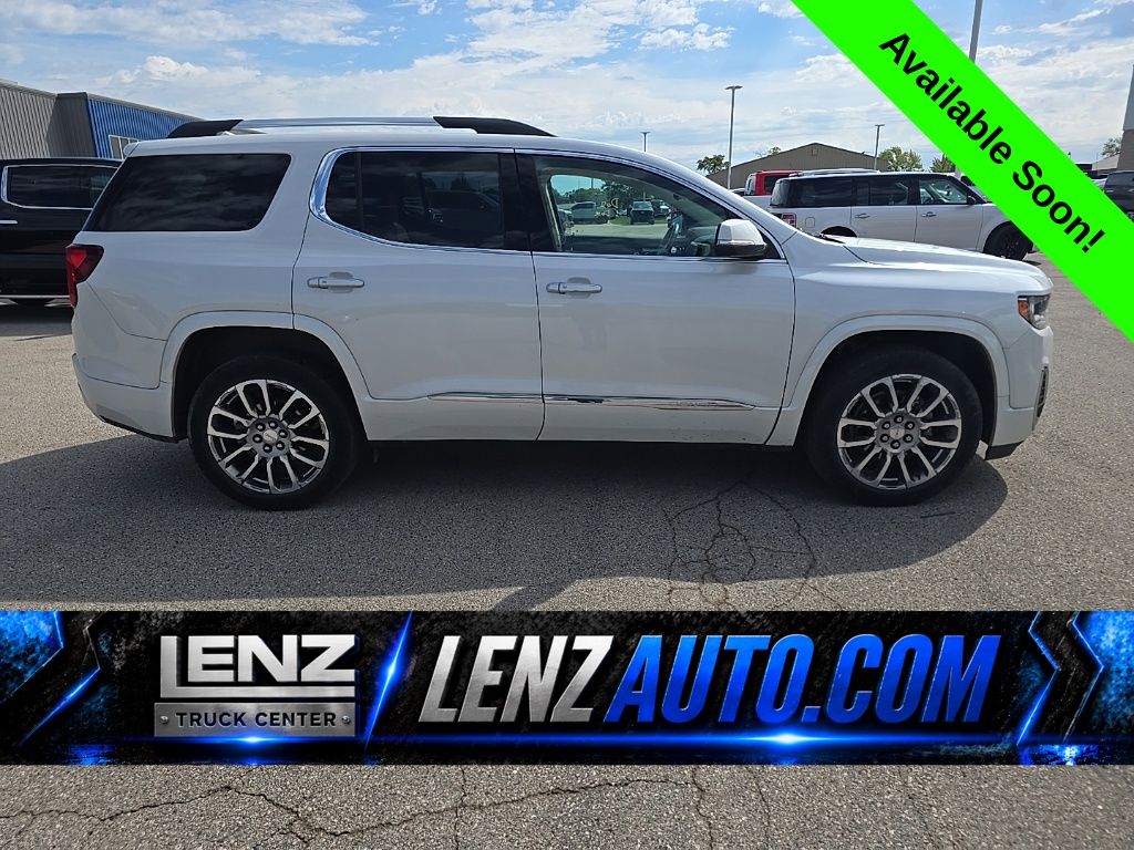 2022 GMC Acadia Denali