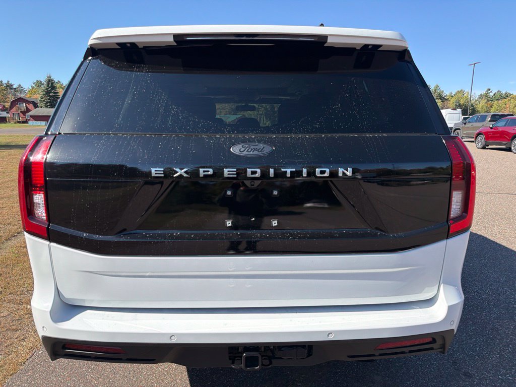 Used 2025 Ford Expedition Active 4WD SUV