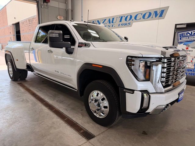 Used 2025 GMC Sierra 3500HD 4x4 Crew Cab Denali DRW Truck