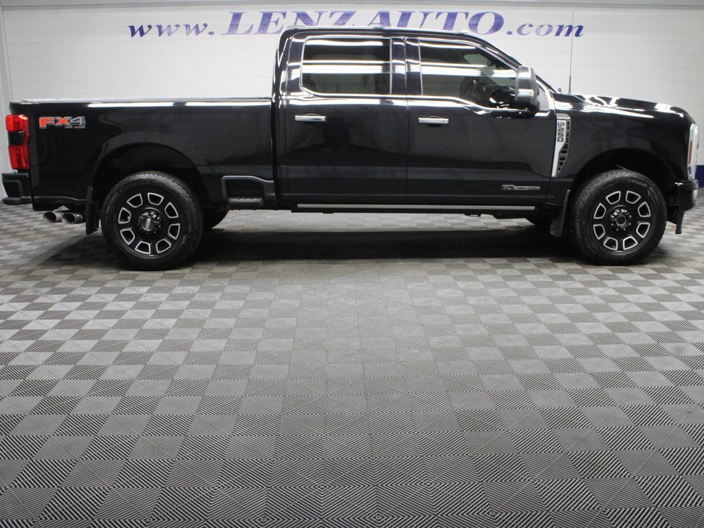 Used 2024 Ford F-250SD 4x4 Crew Cab Platinum Truck