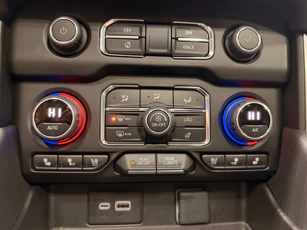 2024 Chevrolet Tahoe Premier - Photo 45