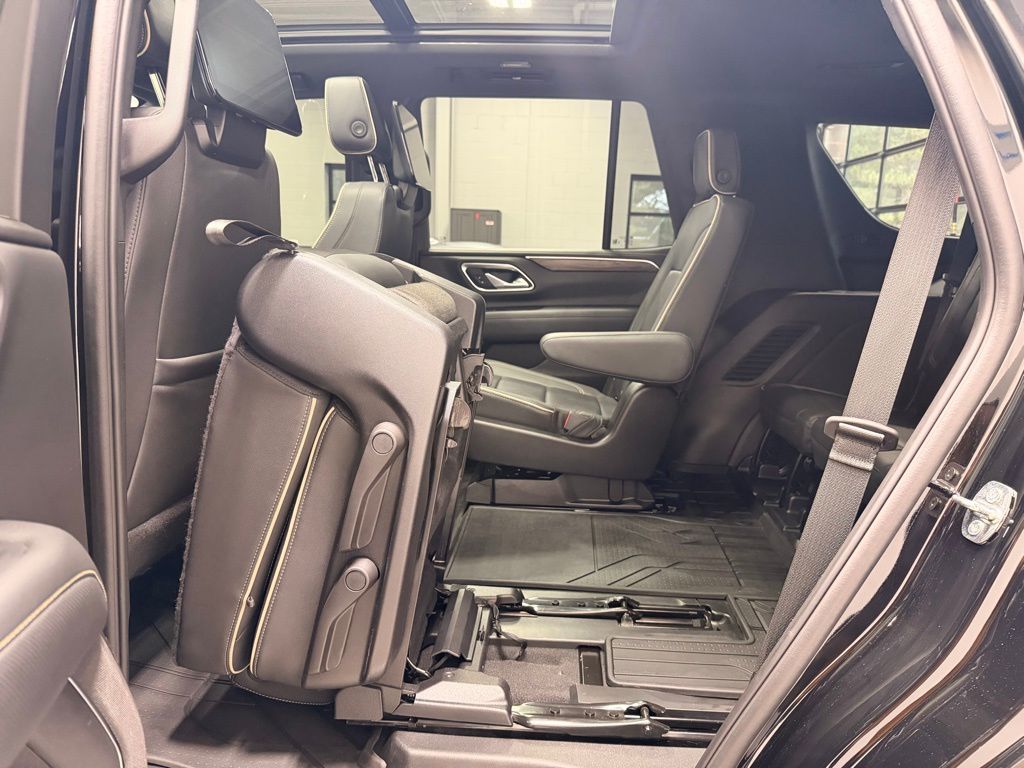 2024 Chevrolet Tahoe Premier - Photo 17