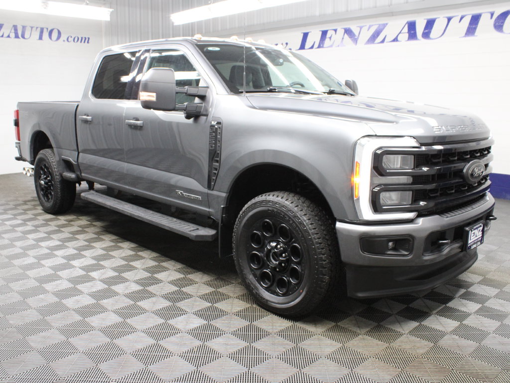 Used 2023 Ford F-250SD 4x4 Crew Cab XLT Truck