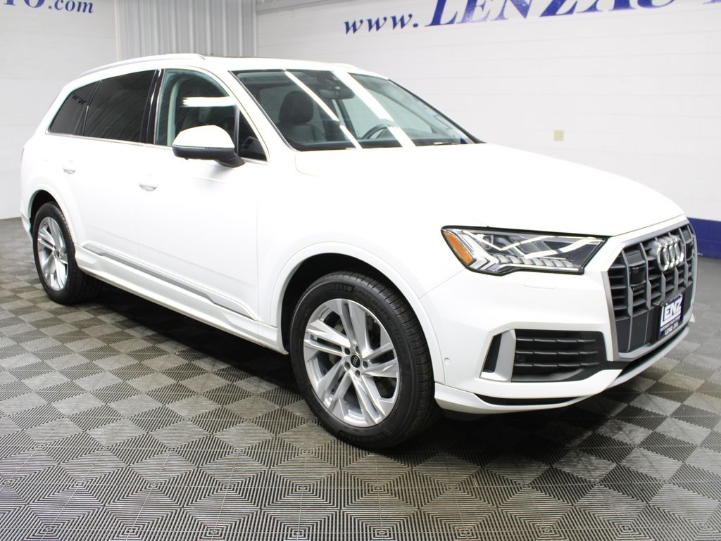 Used 2024 Audi Q7 45 Premium Plus AWD SUV