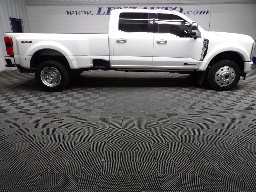 Used 2024 Ford F-450SD 4x4 Crew Cab Platinum DRW Truck