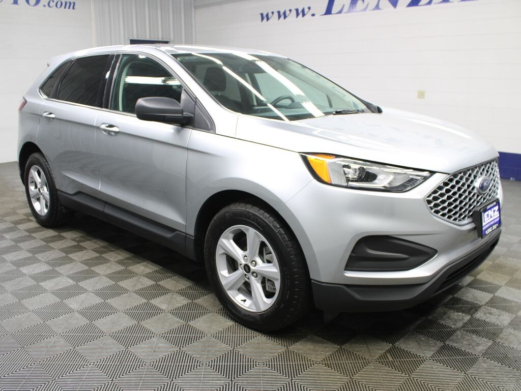 Used 2024 Ford Edge SE AWD SUV
