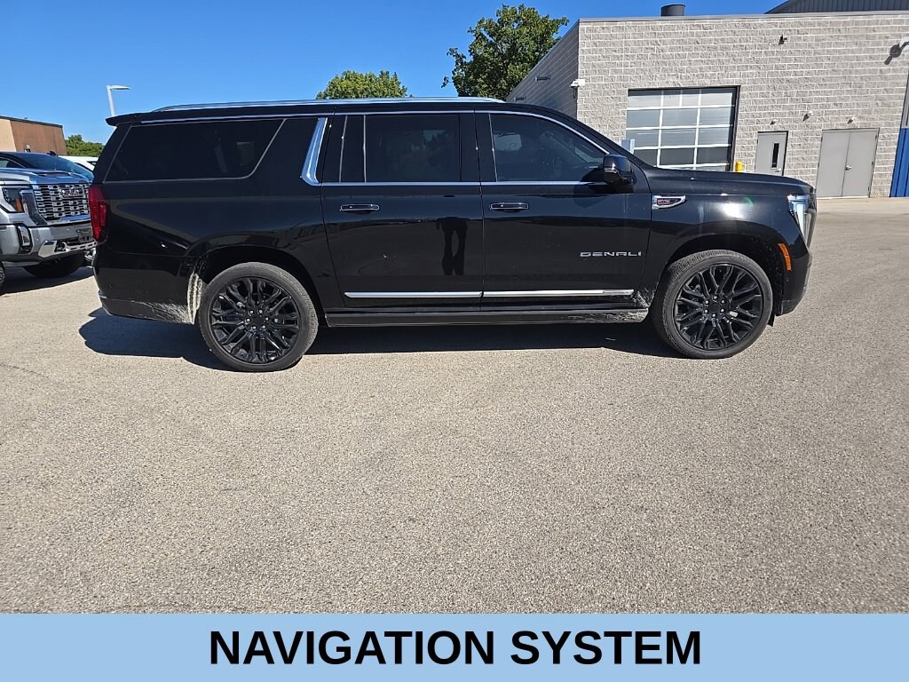 Used 2025 GMC Yukon XL Denali 4WD SUV
