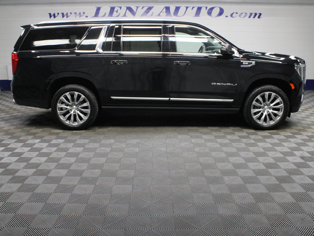 Used 2023 GMC Yukon XL Denali 4WD SUV