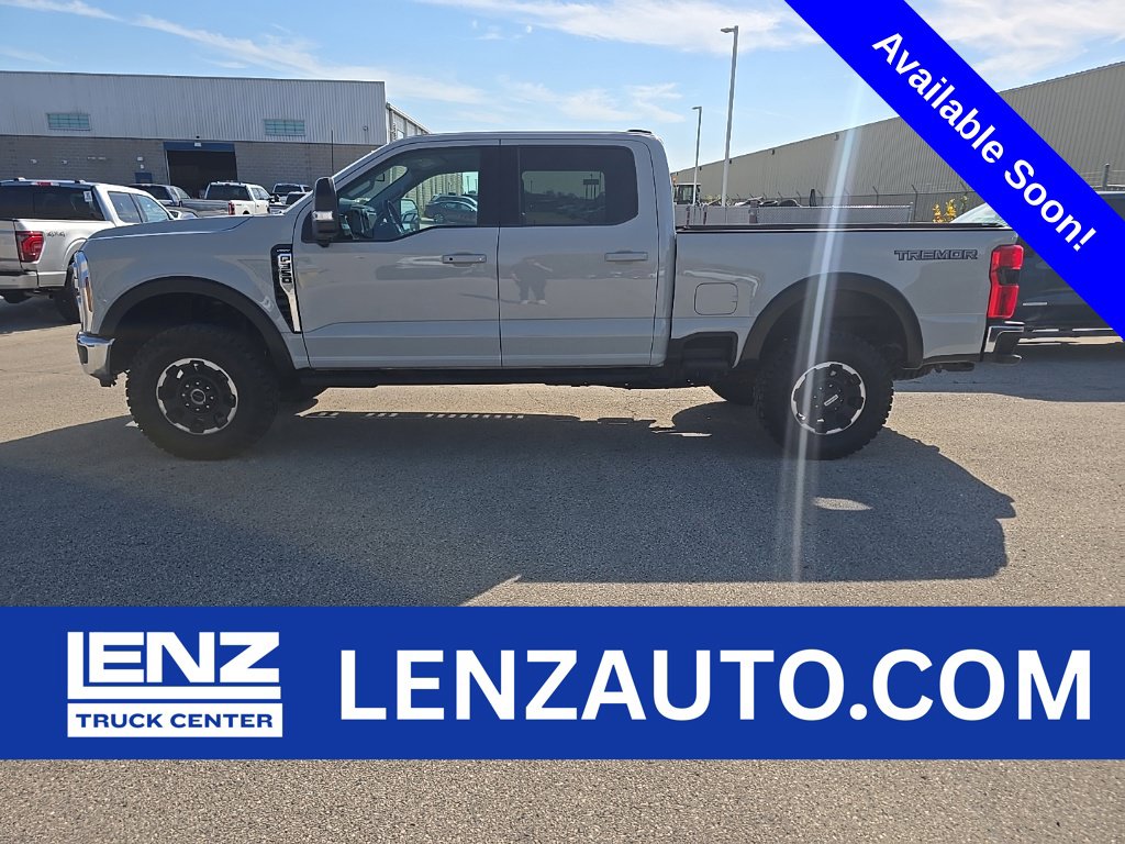 Used 2026 Ford F-350SD 4x4 Crew Cab Lariat SRW Truck
