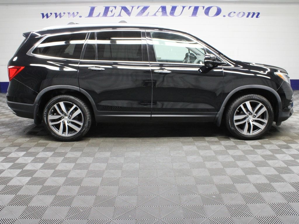Used 2018 Honda Pilot Touring AWD SUV