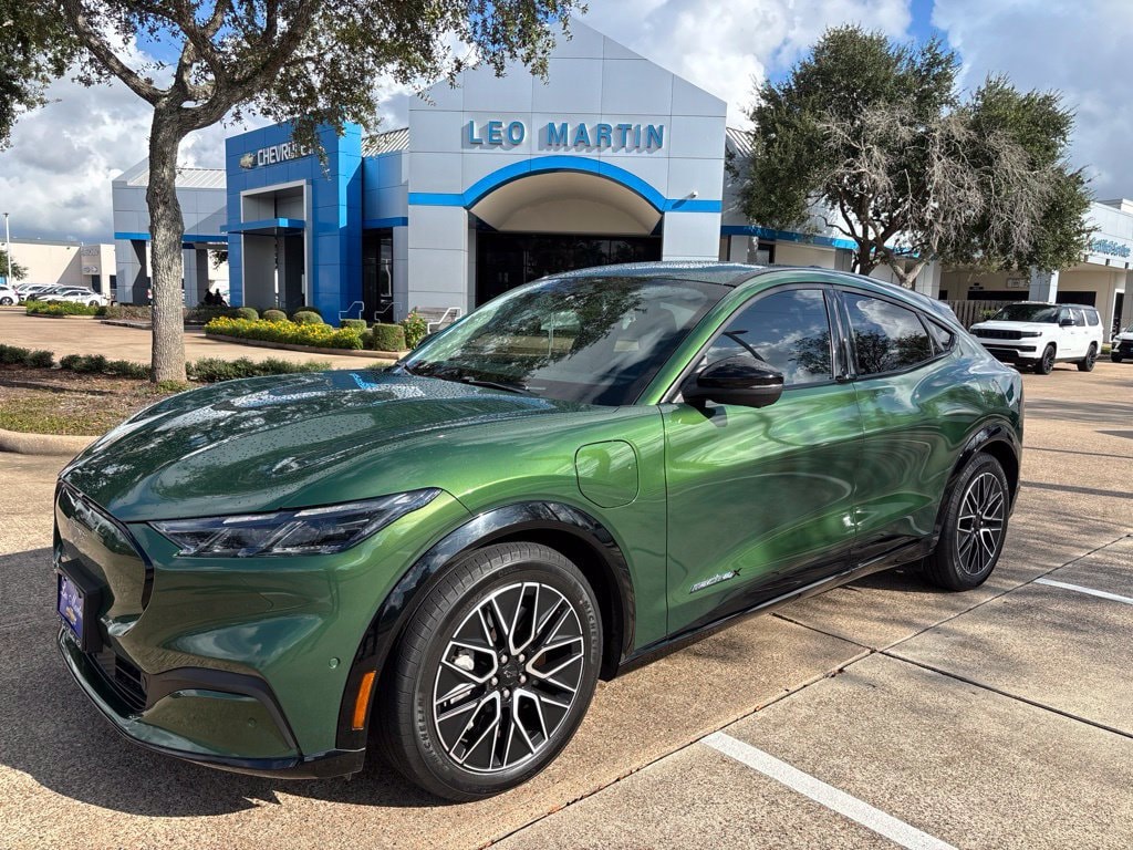 2024 Ford Mustang Mach-E Premium AWD