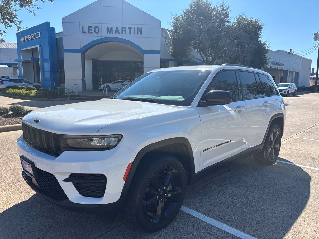 2023 Jeep Grand Cherokee Altitude
