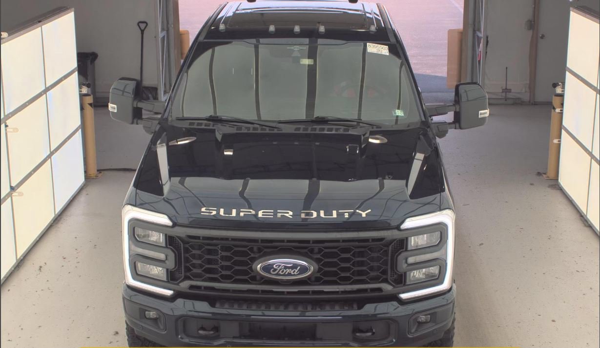 Used 2023 Ford Super Duty F-250 SRW LARIAT LARIAT 4WD Crew Cab 6.75 Box
