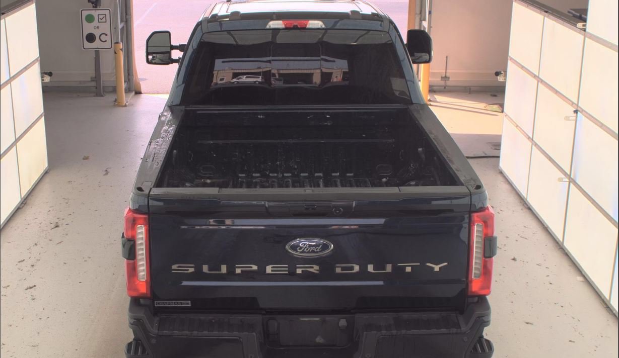 Used 2023 Ford Super Duty F-250 SRW LARIAT LARIAT 4WD Crew Cab 6.75 Box