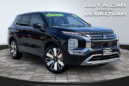 2026 Mitsubishi Outlander SE Tech SUV
