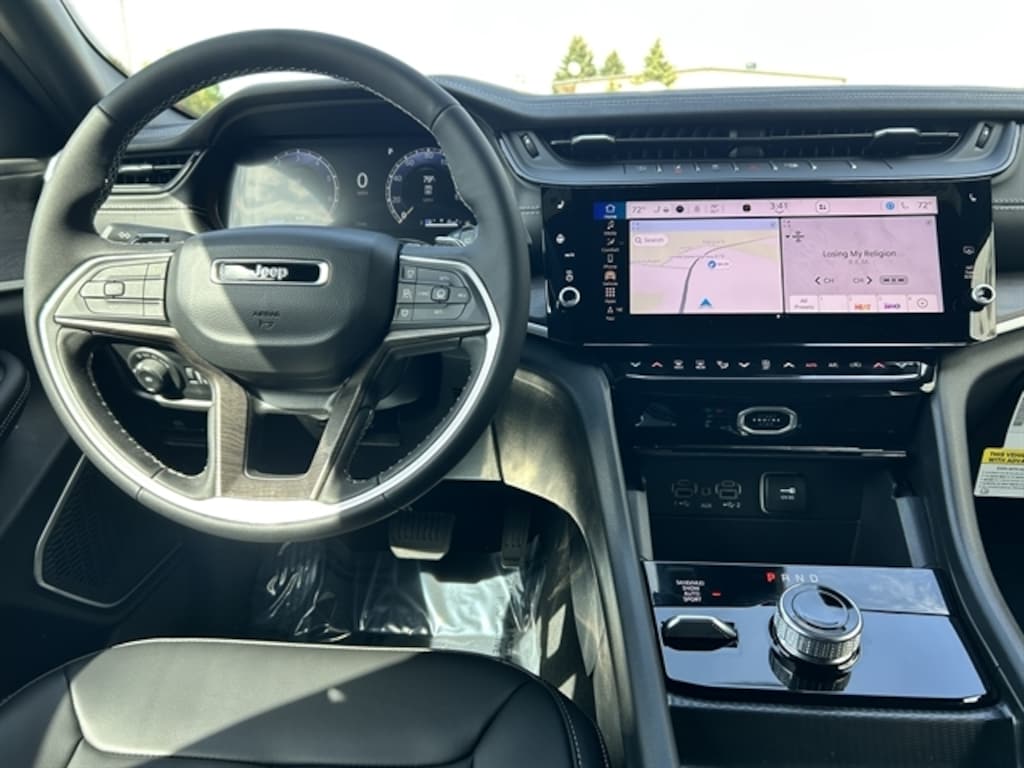 New 2026 Jeep Grand Cherokee LIMITED 4X4 Sport Utility