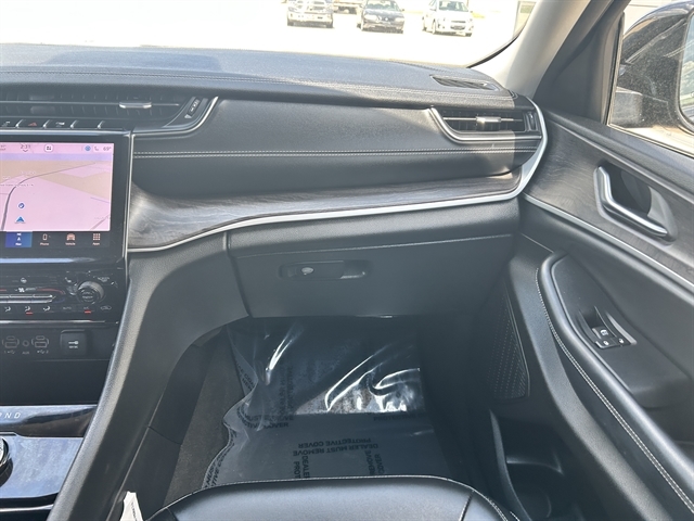 2023 Jeep Grand Cherokee Limited - Photo 38